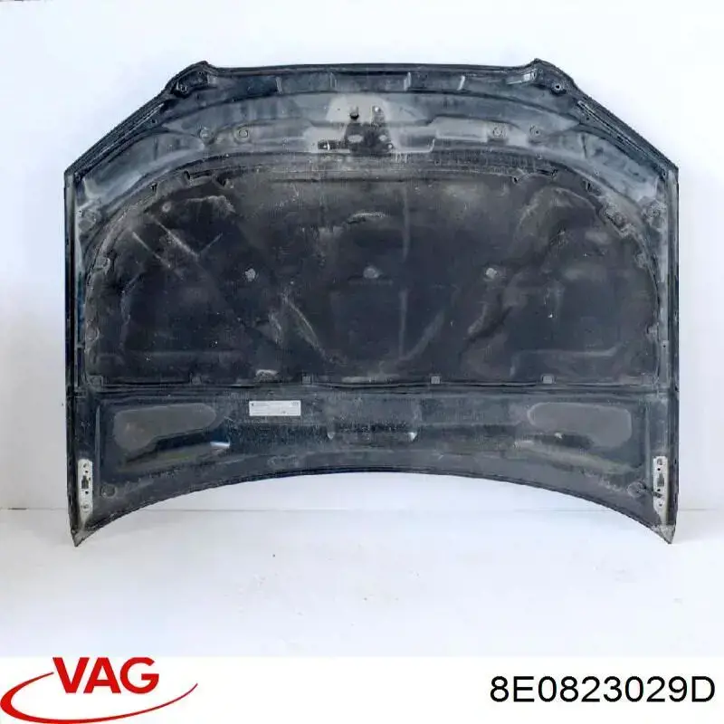 Капот на Audi A4 B7 8EC