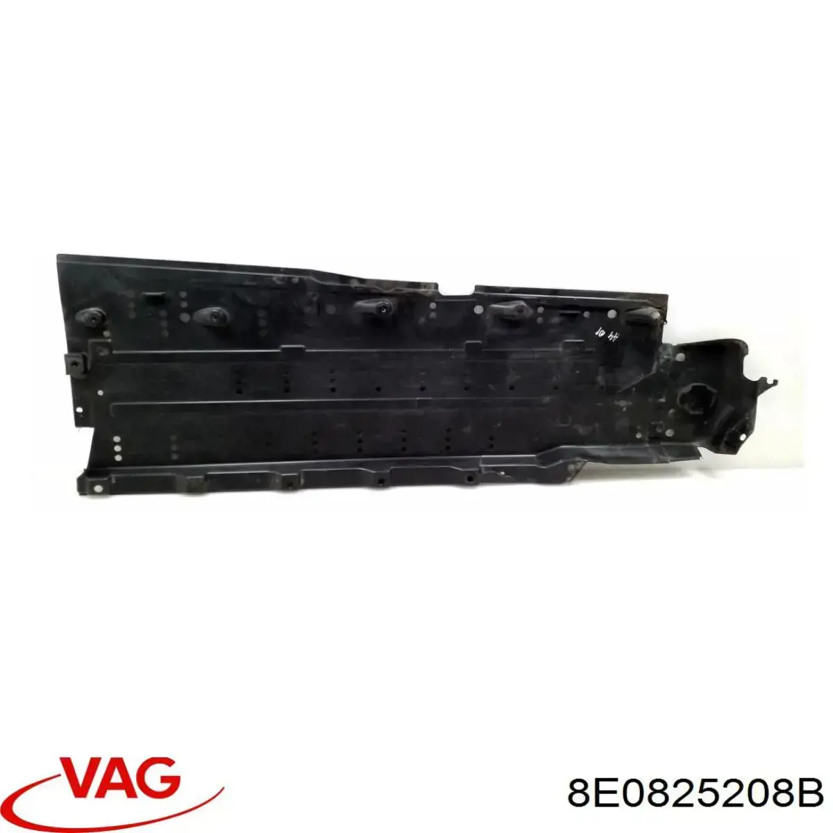 Захист днища, правий VAG 8E0825208B ціна, від 31.67 USD