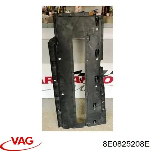 Захист днища, правий VAG 8E0825208E ціна, від 92.72 USD