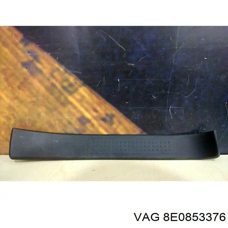 Купити 8E085337601C VAG 