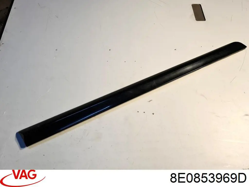  VAG 8E0853969D7DL ціна, від 88.69 USD