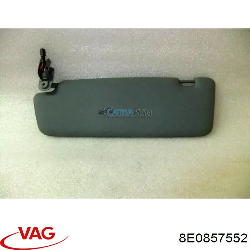 Козирок VAG 8E0857552