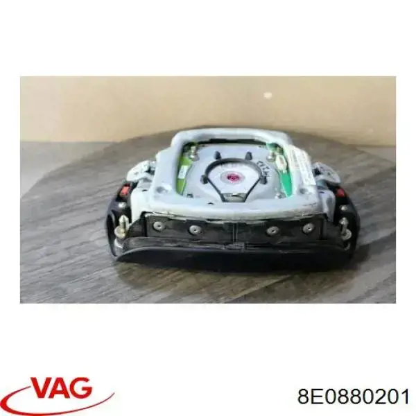 Подушка безпеки, водійська, AIRBAG 8E0880201 VAG
