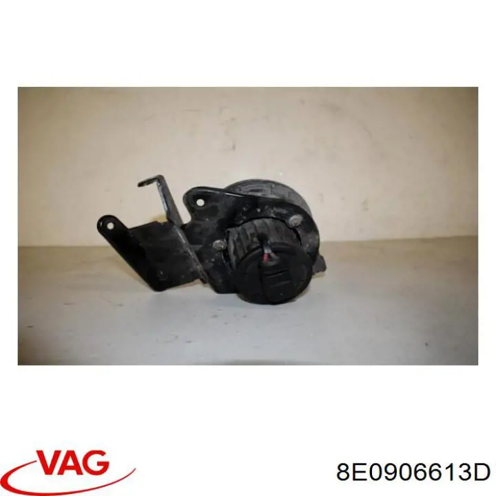  VAG 8E0906613D ціна, від 38.00 USD