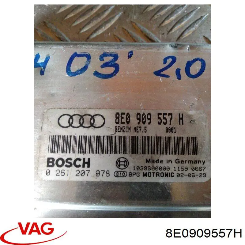 Блок двигуна VAG 8E0909557H