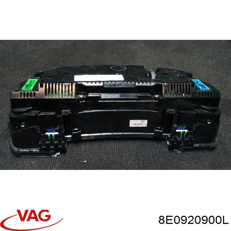 Щиток приладів додатковий VAG 8E0920900L ціна, від 41.21 USD