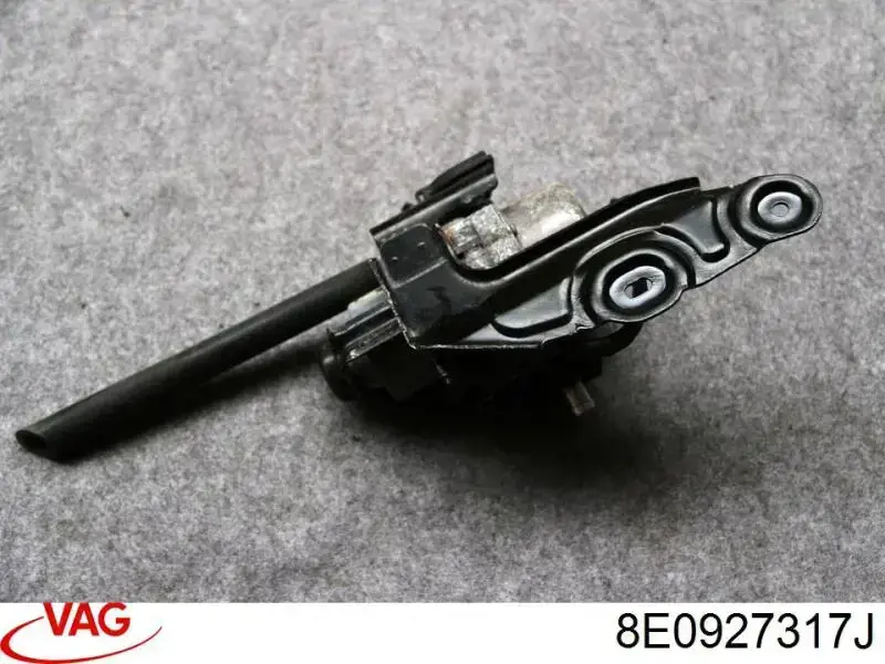 Насос вакуумний VAG 8E0927317D ціна, від 58.38 USD
