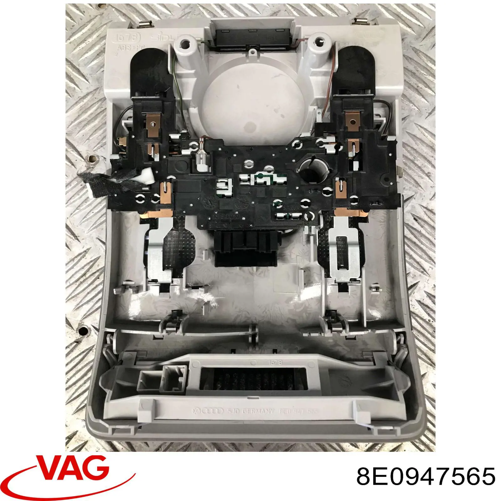 Купити 8E0947565 VAG 