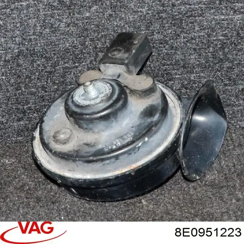 Сигнал звуковий (клаксон) 8E0951223 VAG