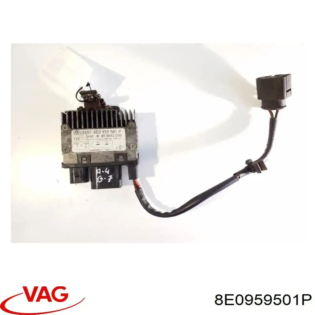 8E0959501P VAG 