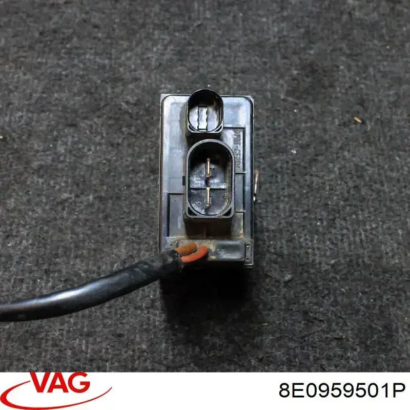  8E0959501P VAG