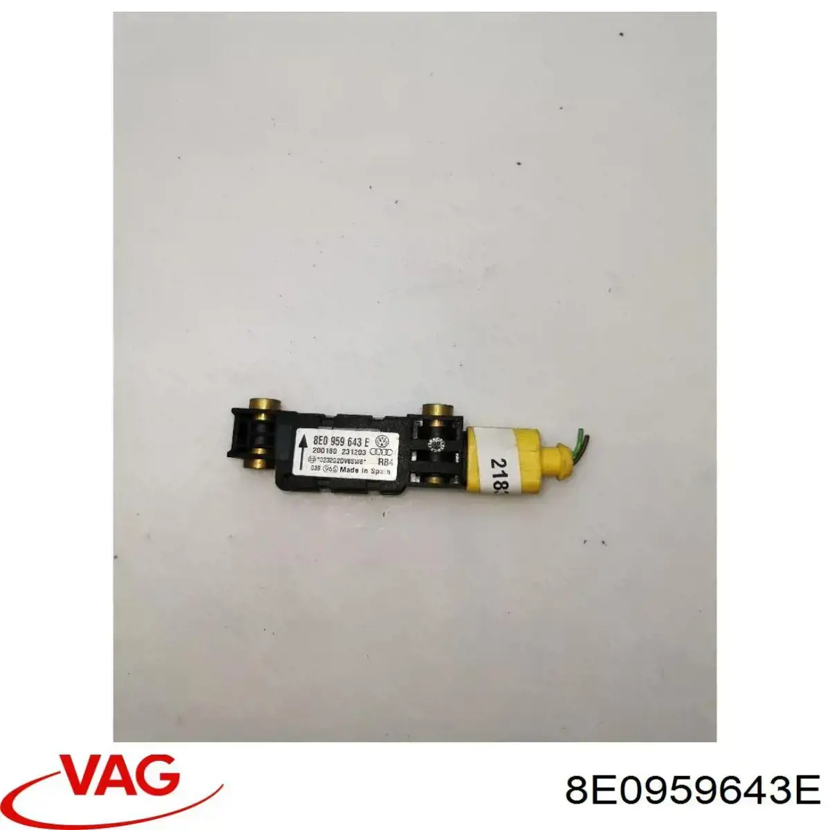 Купити 8E0959643E VAG Датчик AIRBAG передній