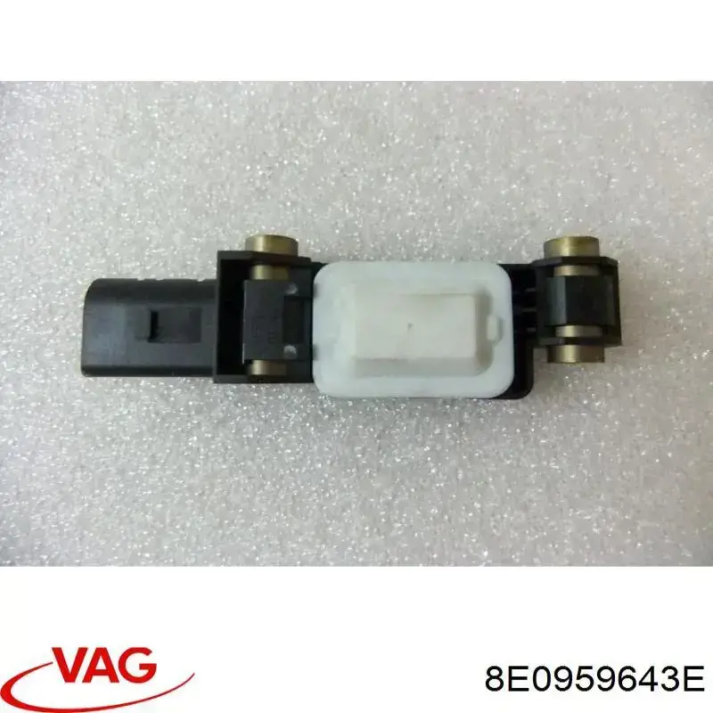 8E0959643E VAG Датчик Ейрбег передній