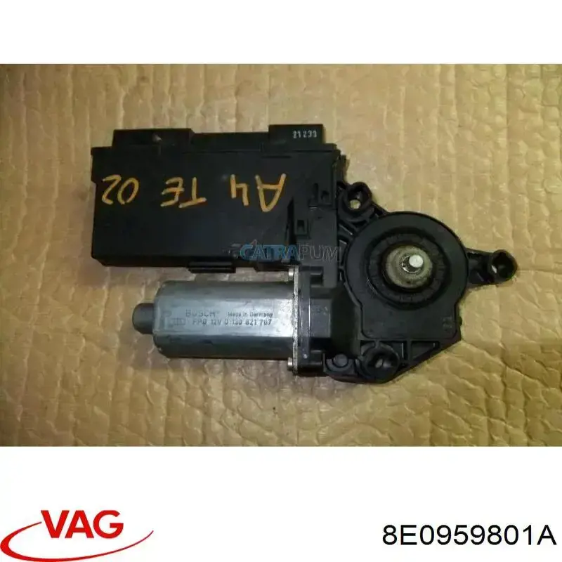 Купити 5WK49204CBF VAG Мотор склопідйомника дверей задніх, лівих