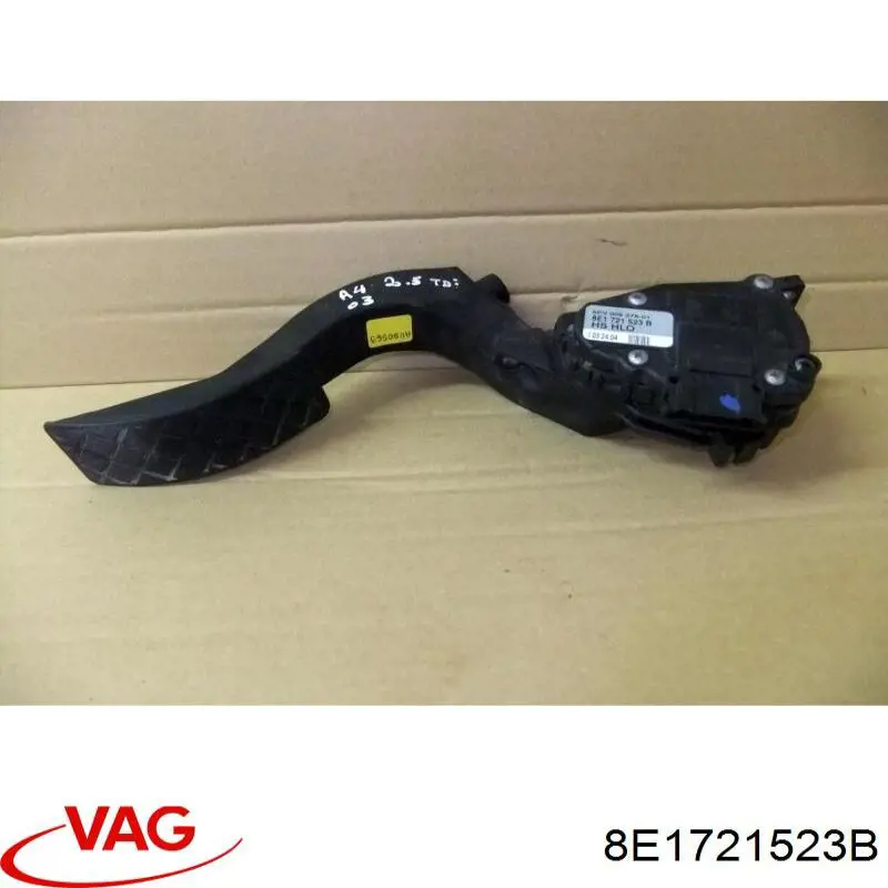 Купити 6PV008376701 HELLA Педаль газу