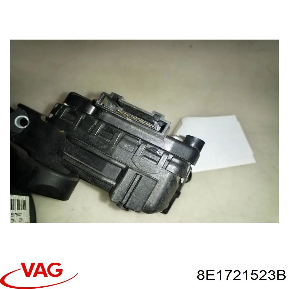 Купити 8E1721523B VAG Педаль газу