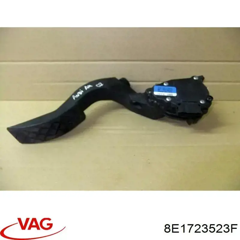 Купити 8E1723523F VAG Педаль газу