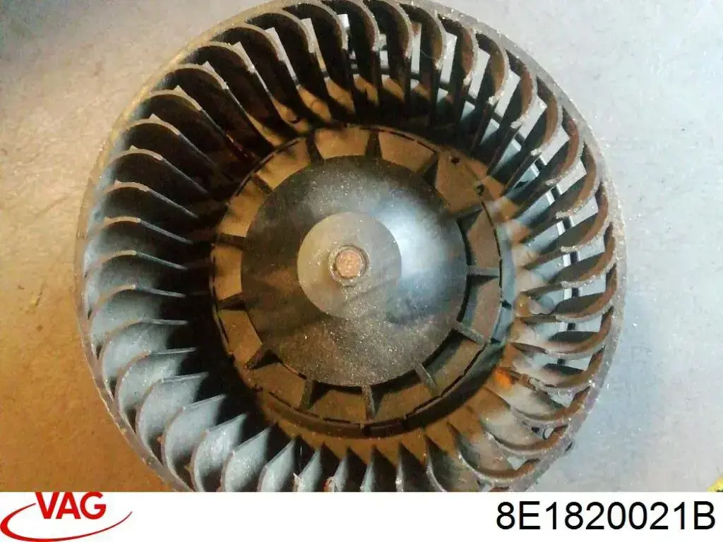 Вентилятора пічки 8E1820021B VAG