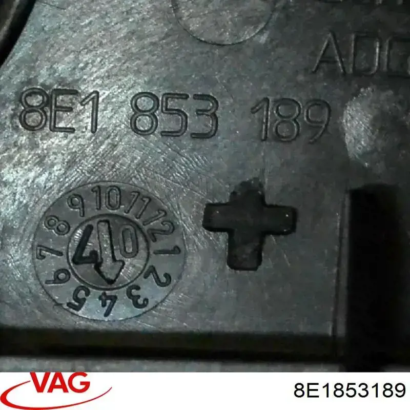 Купити 8E1853189 VAG 