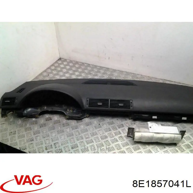 8E1857041L VAG 