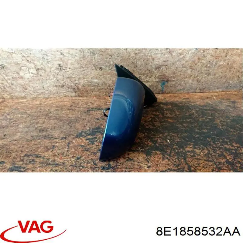 Корпус дзеркала заднього виду, правий VAG 8E1858532AA