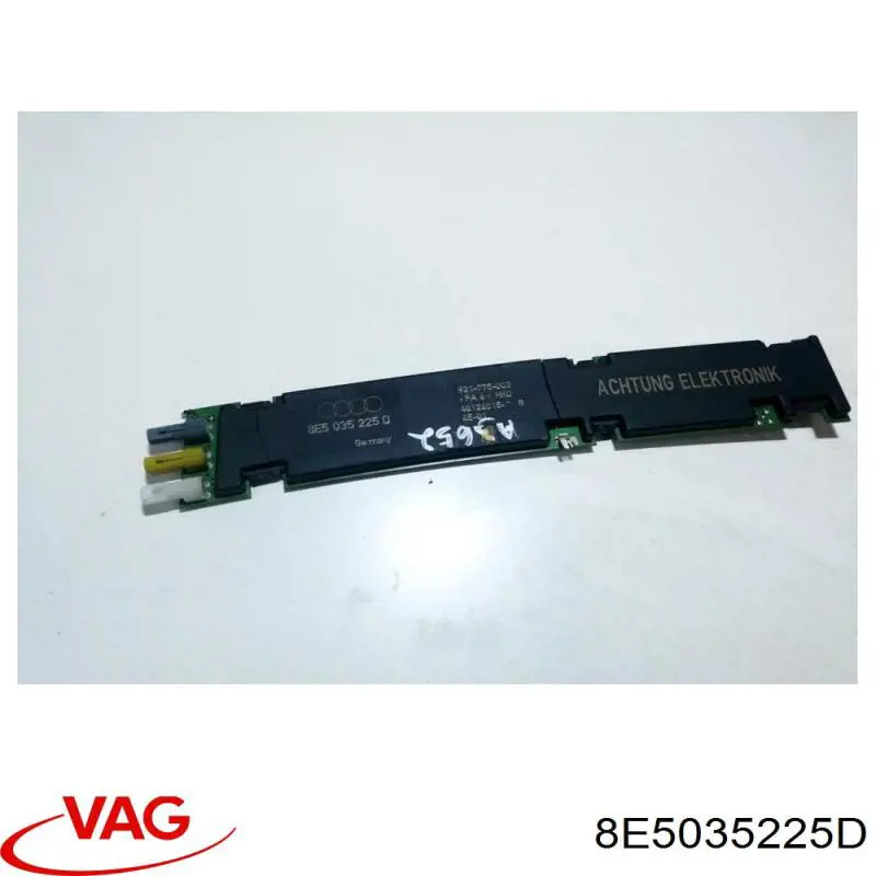 Підсилювач сигналу антени 8E5035225D VAG