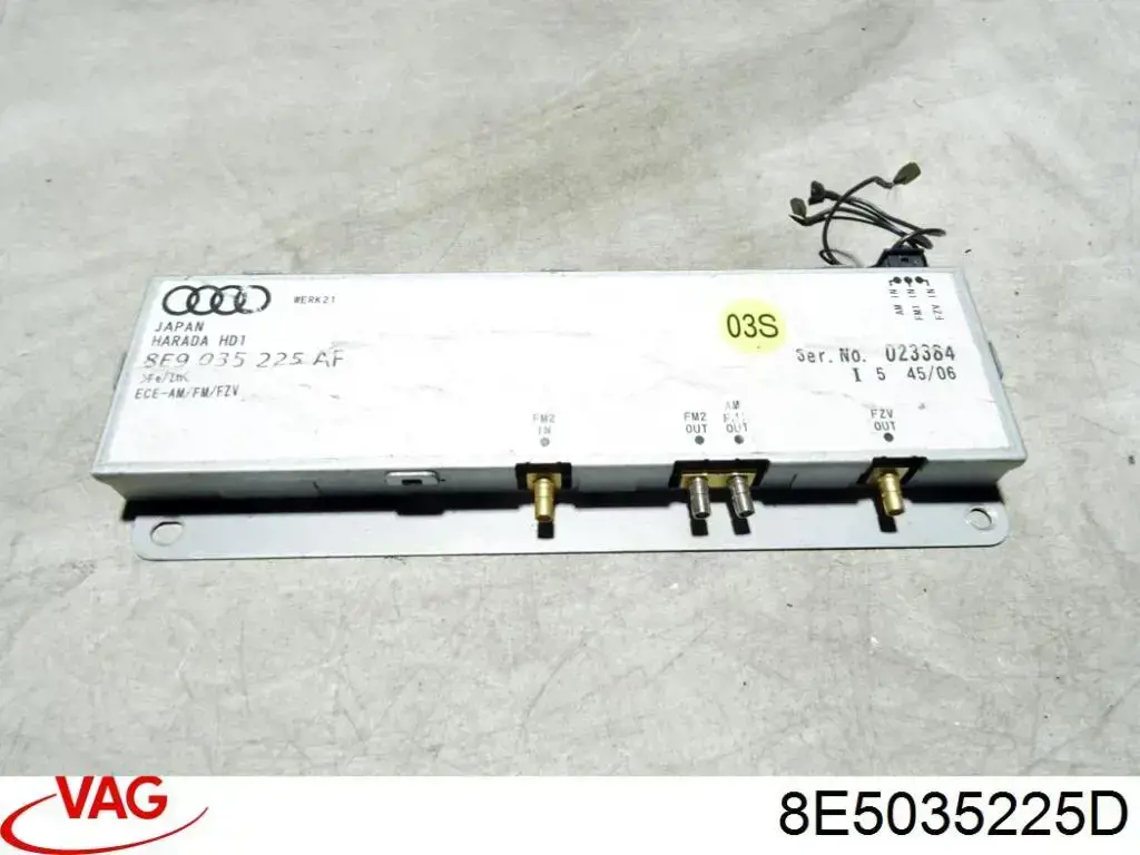 8E5035225D VAG Підсилювач сигналу антени