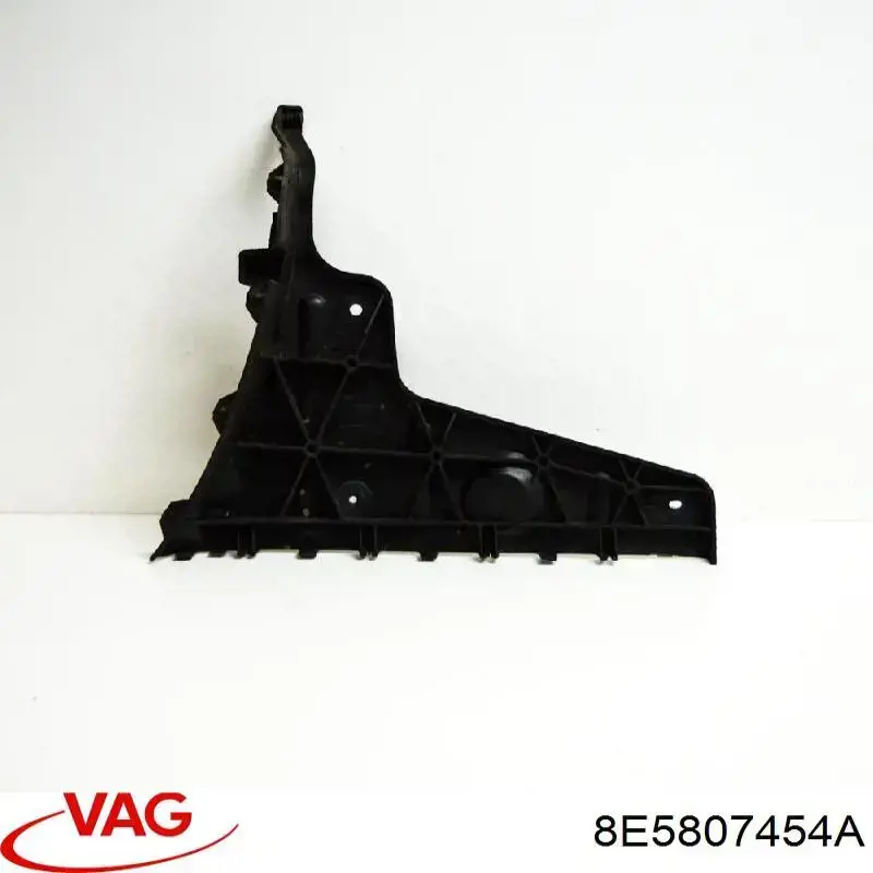Направляюча заднього бампера, права VAG 8E5807454A ціна, від 16.61 USD