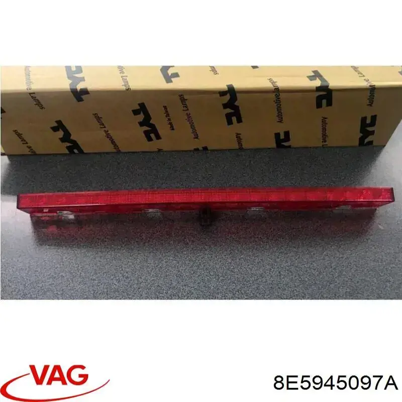 Стоп-сигнал VAG 8E5945097A ціна, від 69.27 USD