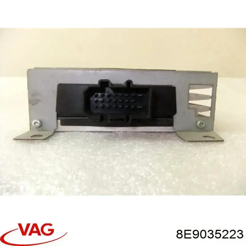 Підсилювач звуку аудіосистеми VAG 8E9035223 ціна, від 22.80 USD