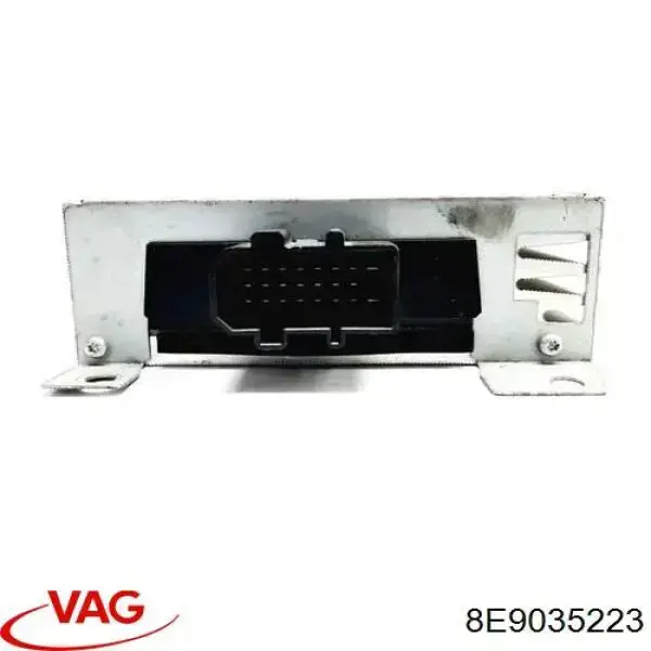 8E9035223 VAG Підсилювач звуку аудіосистеми