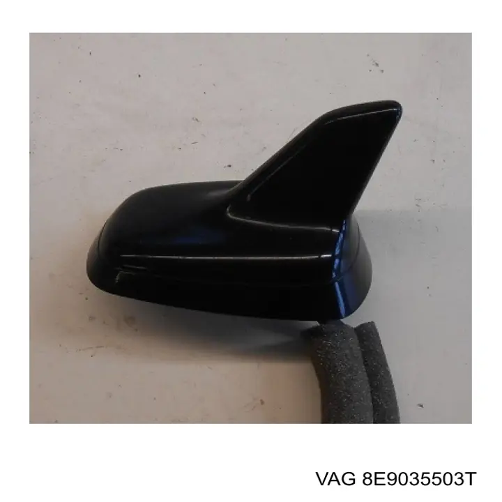 8E9035503N VAG Антена на дах