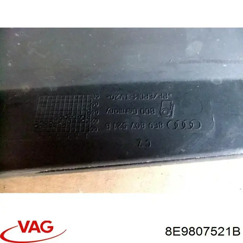  Задній бампер Audi A4 