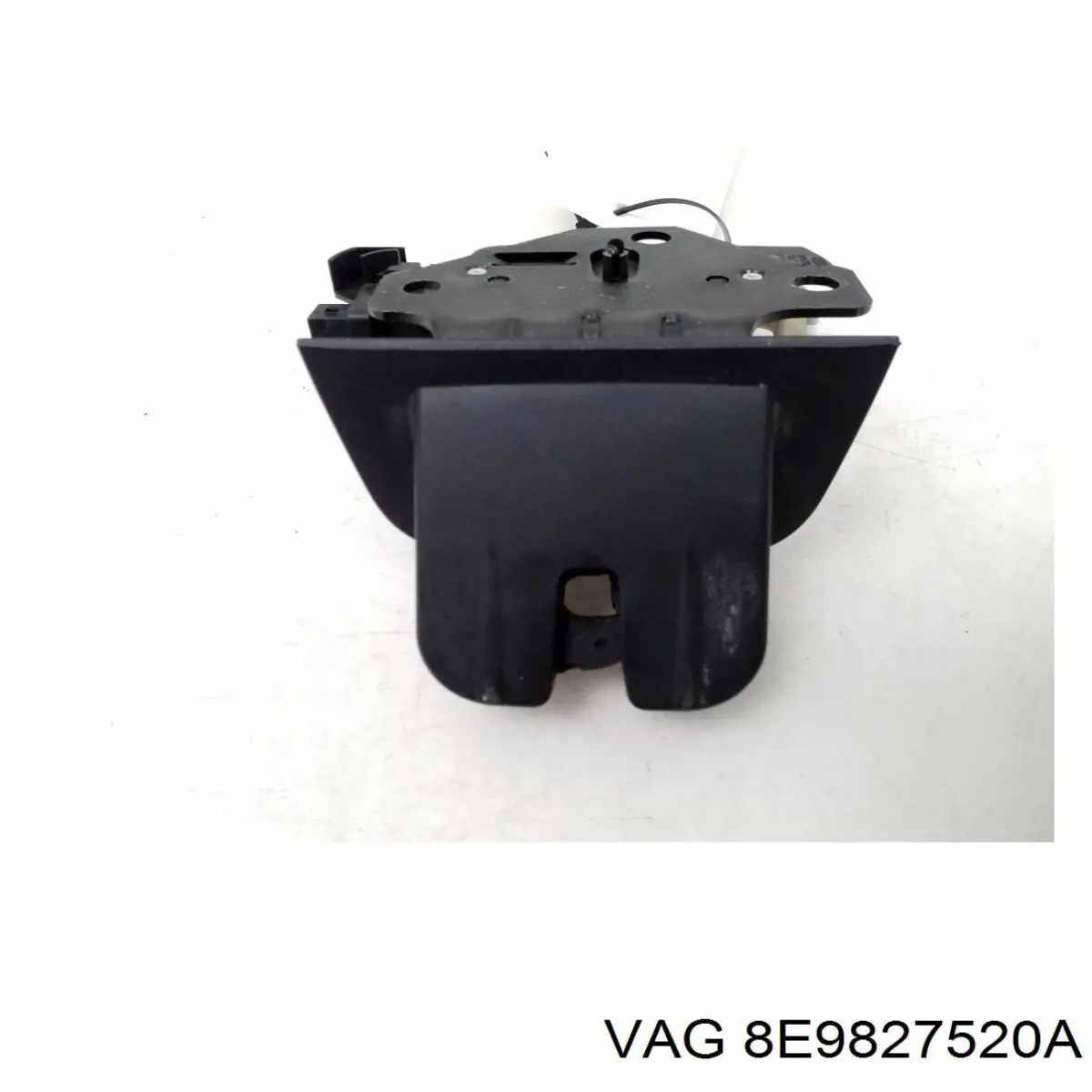 8E9827520A VAG 