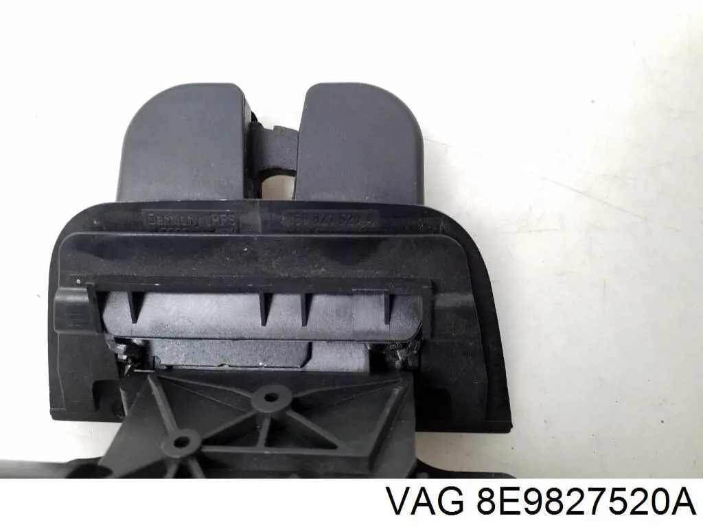  VAG 8E9827520A