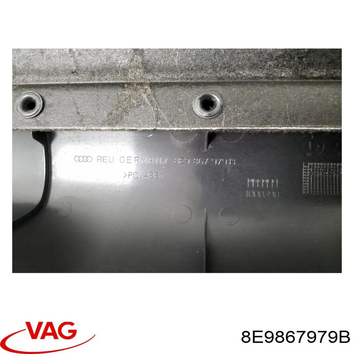 8E9867979B VAG 