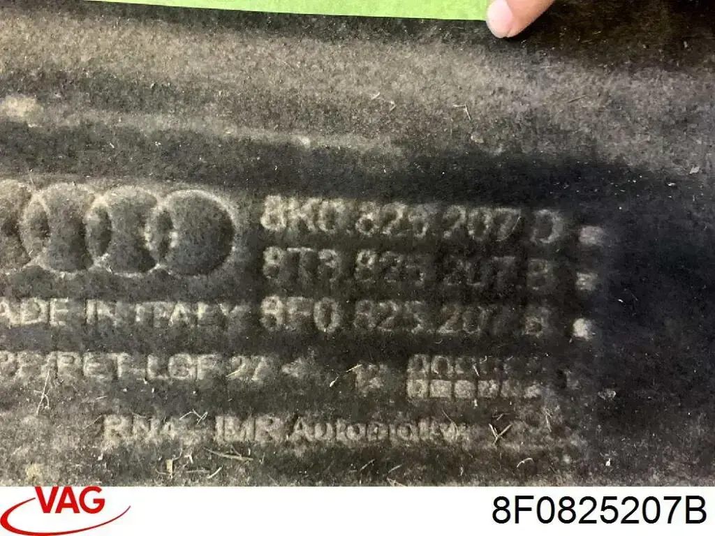 Захист днища, лівий 8F0825207B VAG