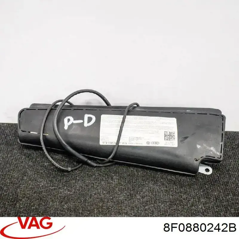 Подушка Айрбег спинки сидіння правого VAG 8F0880242B ціна, від 50.62 USD