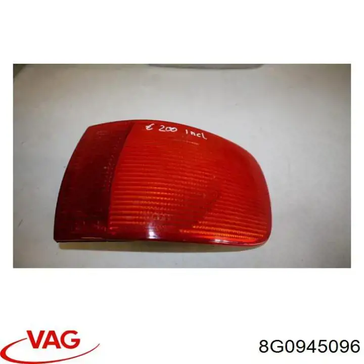 Ліхтар задній правий, зовнішній VAG 8G0945218 ціна, від 75.77 USD
