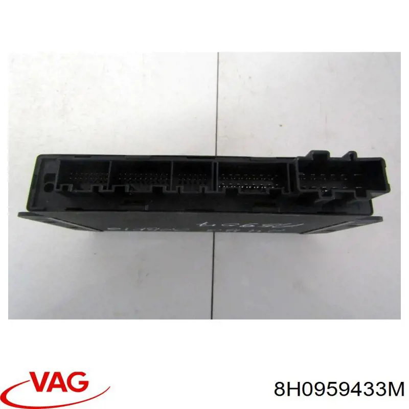 Купити 8H0959433M VAG 