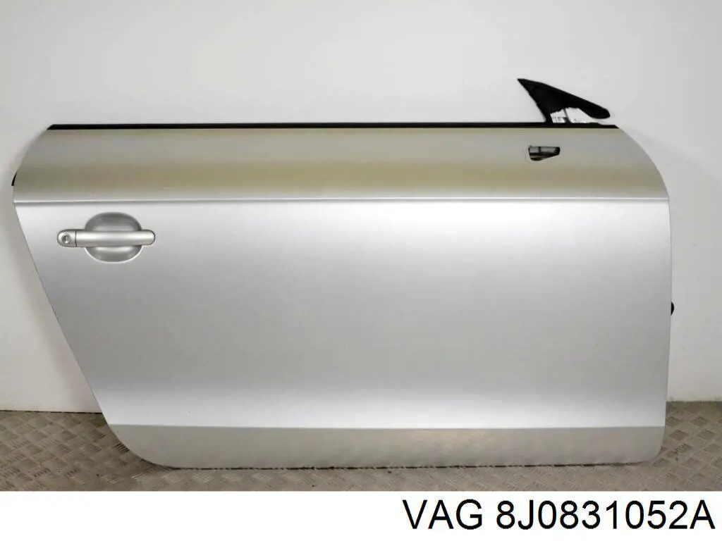 Купити 8J0831052A VAG Двері праві передні
