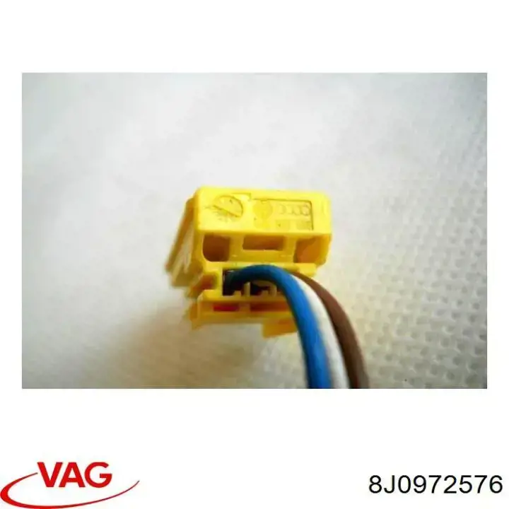 Роз'єм (фішка) генератора 8J0972576 VAG