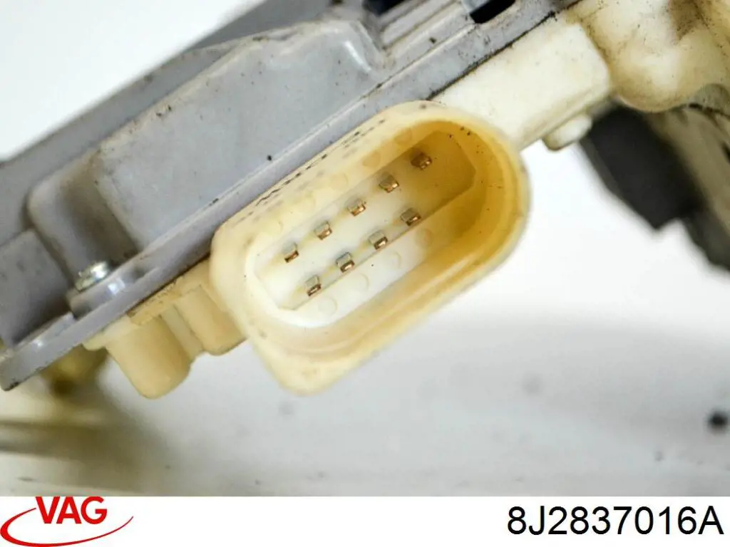 Замок передніх пасажирських дверей Vika 88371813301 ціна, від 19.00 USD