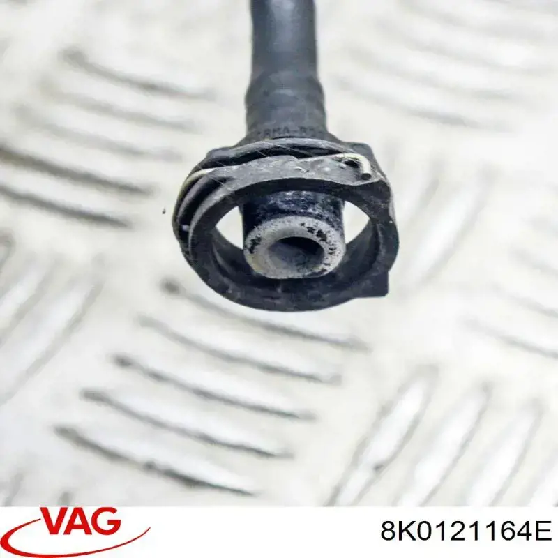 Купити 8K0121164E VAG Шланг розширювального бачка, верхній
