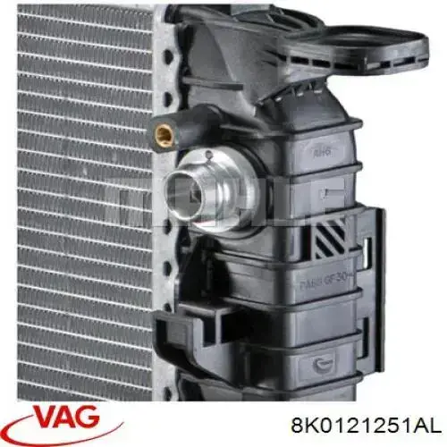 Купити 8K0121251AL VAG Радіатор двигуна