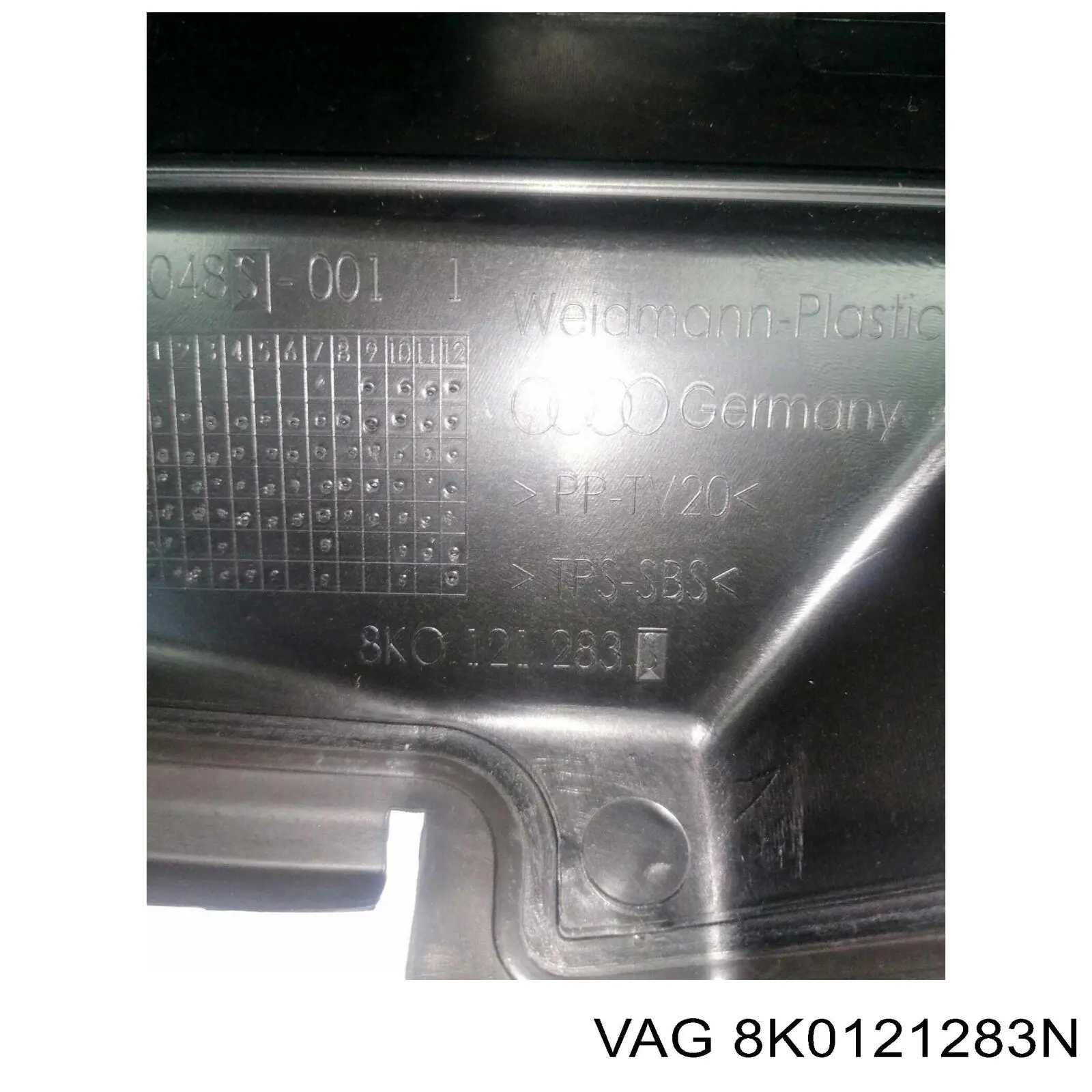 Купити 8K0121283N VAG Повітропровід (дефлектор) радіатора, лівий