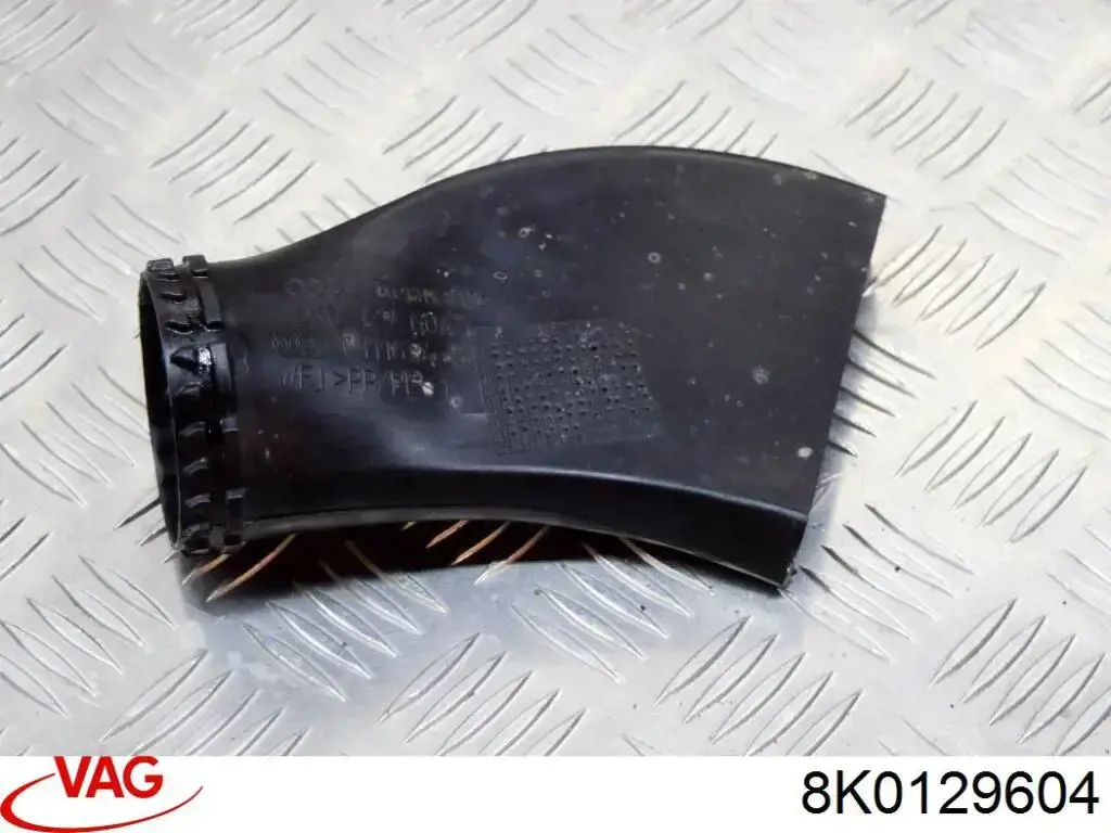 8K0129604 VAG Повітрозабірник повітряного фільтра