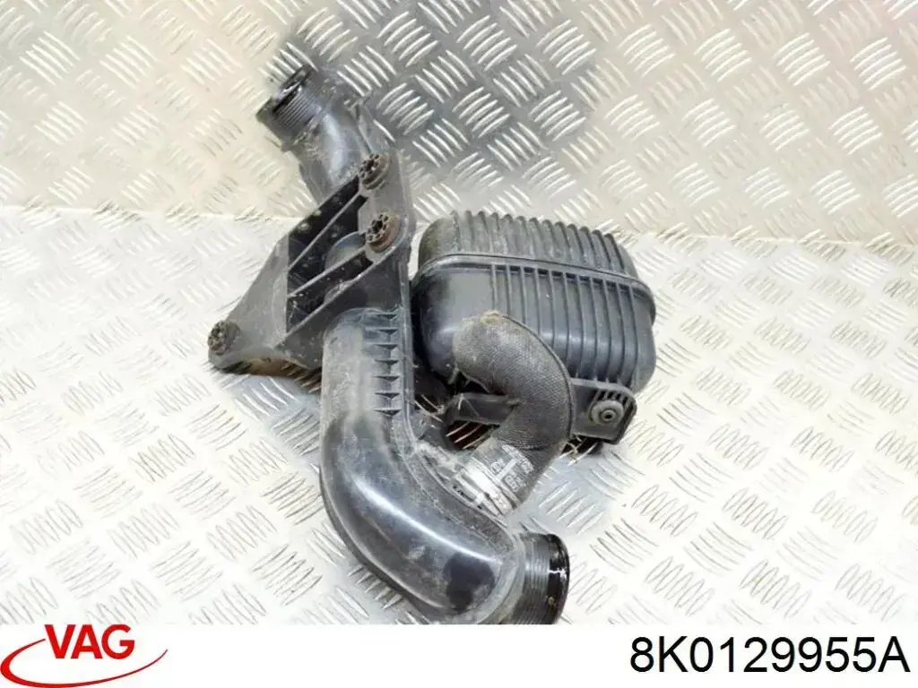 Резонатор повітряного фільтра Audi A4 B8 седан (8K2) (2007 - 2015) ціна, від 38.04 USD