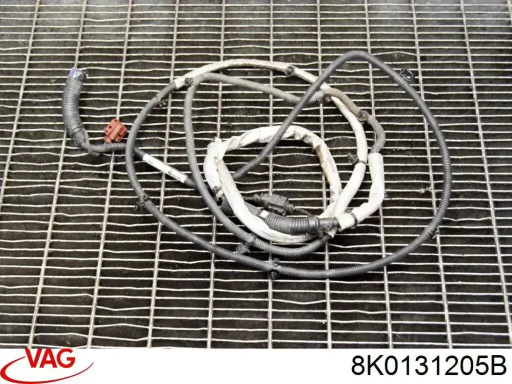 Купити 8K0131205B VAG 