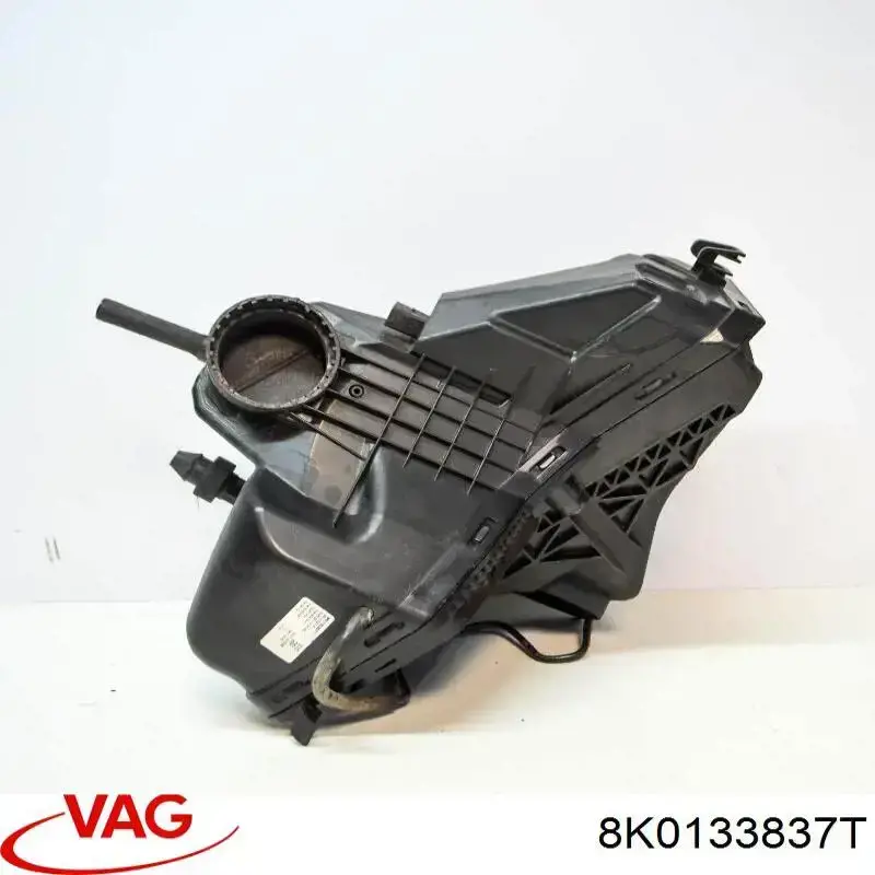 Коробка фільтра на Audi A4 B8 8K2